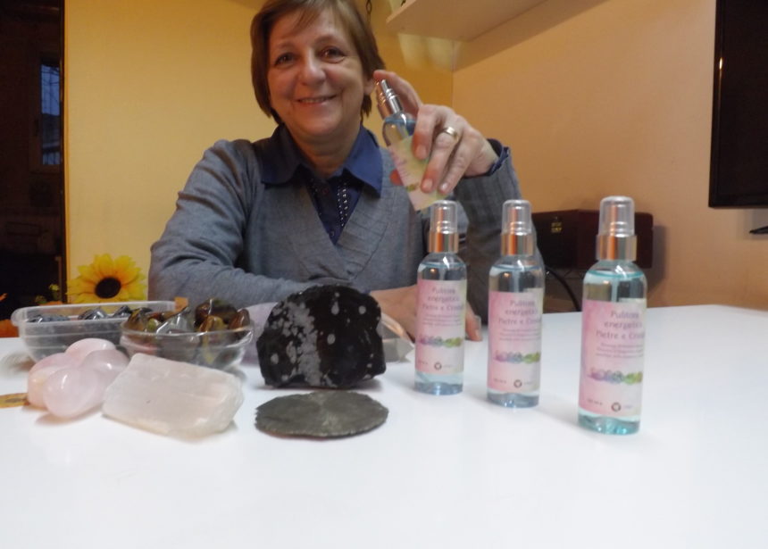 Pulitore alchemico vibrazionale per le pietre Pulitore alchemico vibrazionale per le pietre
