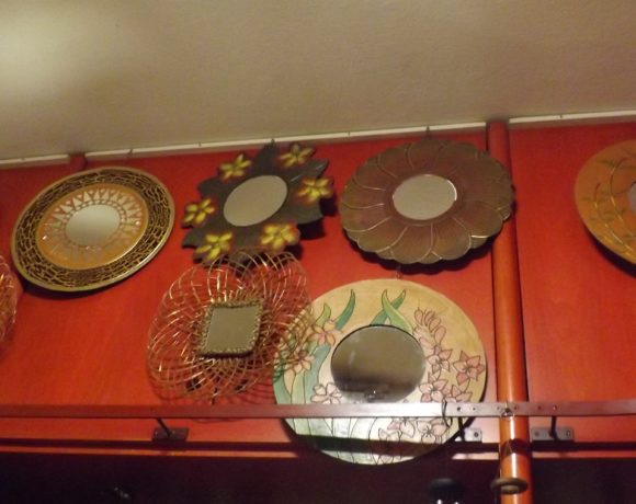 Specchio – Indonesia –