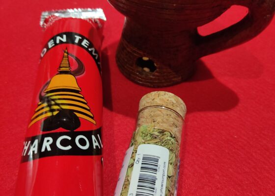 Semplice rito per la pulizia della casa Semplice rito per la pulizia della casa